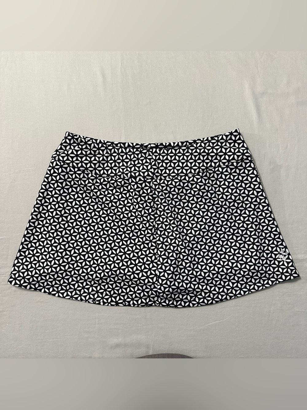Jofit Golf Skort Large Black White Floral Petal Geometric Tennis Pickleball